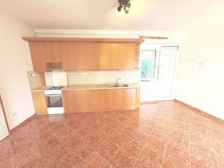 Kiadó 122 m²-esikerház Ráckeve, Híd közeli utca: 250'000 Ft