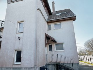Kiadó 122 m²-esikerház Ráckeve, Híd közeli utca: 250'000 Ft