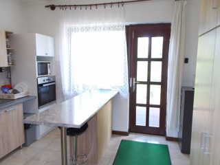 Eladó 154 m²-escsaládi ház Ráckeve, Sándor tér: 130'000'000 Ft