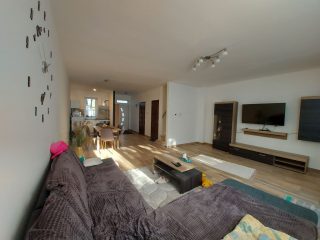 Eladó 134 m²-essorház Simontornya, Frekventált utca: 48'900'000 Ft