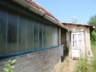 Eladó 48 m²-escsaládi ház Simontornya, Templom közelében: 4'000'000 Ft