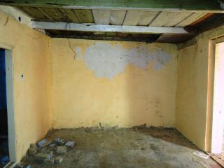 Eladó 48 m²-escsaládi ház Simontornya, Templom közelében: 4'000'000 Ft