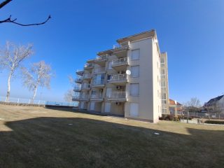 Eladó 46 m²-estársasházi lakás Siófok, ARANYPART: 99'000'000 Ft