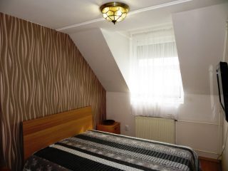 Eladó 100 m²-estársasházi lakás Siófok, Belváros: 80'000'000 Ft