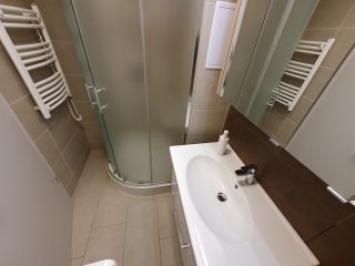 Eladó 54 m²-estársasházi lakás Siófok (Ezüstpart) , Liszt Ferenc sétány: 84'000'000 Ft