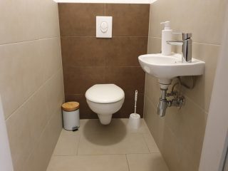 Eladó 54 m²-estársasházi lakás Siófok (Ezüstpart) , Liszt Ferenc sétány: 84'000'000 Ft