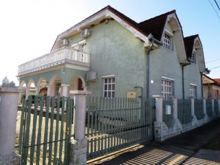 Eladó 160 m²-escsaládi ház Siófok, KILITI: 109'000'000 Ft