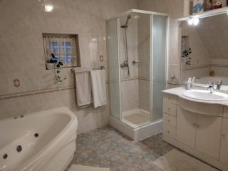 Eladó 160 m²-escsaládi ház Siófok, KILITI: 109'000'000 Ft