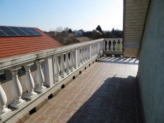 Eladó 160 m²-escsaládi ház Siófok, KILITI: 109'000'000 Ft