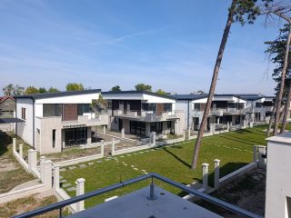 Eladó 150 m²-escsaládi ház Siófok (Siófok) , Baross Gábor utca: 255'000'000 Ft
