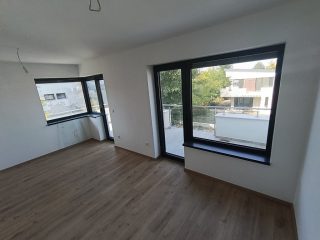 Eladó 150 m²-escsaládi ház Siófok (Siófok) , Baross Gábor utca: 255'000'000 Ft
