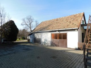 Eladó 200 m²-escsaládi ház Siófok (Siófok) , Városi utca: 99'000'000 Ft