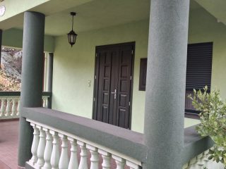 Eladó 123 m²-escsaládi ház Siófok, Szabadifürdő: 150'000'000 Ft