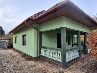 Eladó 123 m²-escsaládi ház Siófok, Szabadifürdő: 150'000'000 Ft