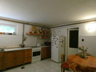 Eladó 361 m²-escsaládi ház Solymár, Hutweide: 197'000'000 Ft