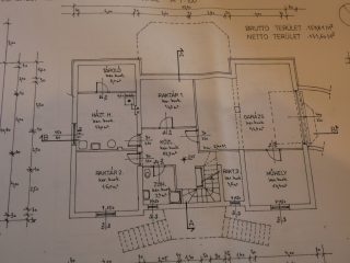 Eladó 361 m²-escsaládi ház Solymár, Hutweide: 197'000'000 Ft