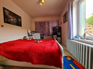 Eladó 152 m²-escsaládi ház Sóskút, Mártírok útja: 79'900'000 Ft