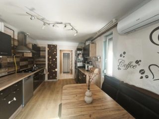Eladó 88 m²-escsaládi ház Sülysáp, Árpád utca környéke: 64'900'000 Ft