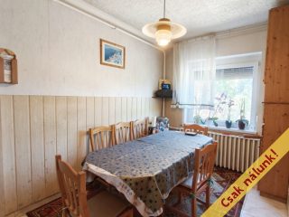 Eladó 120 m²-escsaládi ház Sülysáp, Hunyadi utca környéke utca: 78'900'000 Ft