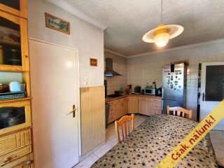 Eladó 120 m²-escsaládi ház Sülysáp, Hunyadi utca környéke utca: 78'900'000 Ft