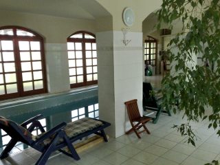 Eladó 265 m²-escsaládi ház Sülysáp, Lövölde utca: 124'900'000 Ft