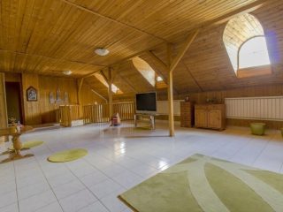 Eladó 265 m²-escsaládi ház Sülysáp, Lövölde utca: 124'900'000 Ft