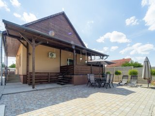 Eladó 76 m²-escsaládi ház Sülysáp, Szőlősnyaraló: 91'900'000 Ft