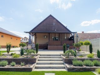 Eladó 76 m²-escsaládi ház Sülysáp, Szőlősnyaraló: 91'900'000 Ft