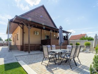 Eladó 76 m²-escsaládi ház Sülysáp, Szőlősnyaraló: 91'900'000 Ft