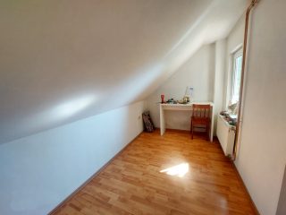 Eladó 173 m²-escsaládi ház Sülysáp, Vak Bottyán utca: 82'000'000 Ft