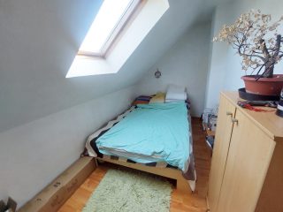 Eladó 173 m²-escsaládi ház Sülysáp, Vak Bottyán utca: 82'000'000 Ft