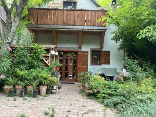 Eladó 81 m²-escsaládi ház Süttő, Szitli dűlő: 27'900'000 Ft