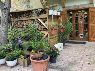 Eladó 81 m²-escsaládi ház Süttő, Szitli dűlő: 27'900'000 Ft