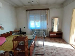 Eladó 185 m²-escsaládi ház Szalkszentmárton, Központi részen: 44'900'000 Ft