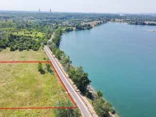 Eladó 9725 m²-estelek Szentendre, A Lupa tó mellett: 33'000'000 Ft