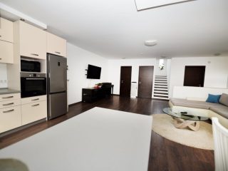 Eladó 140 m²-esikerház Szentendre, Ilosvai Varga István utca: 239'000'000 Ft
