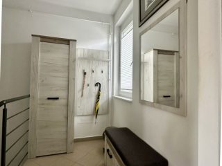 Eladó 92 m²-estársasházi lakás Szentendre, Szentendre: 156'000'000 Ft