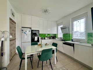Eladó 92 m²-estársasházi lakás Szentendre, Szentendre: 156'000'000 Ft