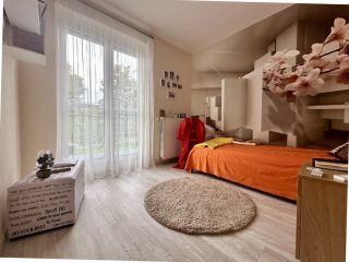 Eladó 92 m²-estársasházi lakás Szentendre, Szentendre: 156'000'000 Ft