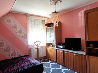 Eladó 100 m²-esikerház Szigethalom, Fiumei utcáról nyíló: 98'000'000 Ft