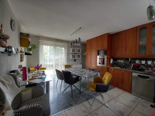 Eladó 80 m²-escsaládi ház Szigethalom (Kertváros) , Kavics utca: 88'000'000 Ft