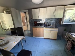 Eladó 140 m²-escsaládi ház Szigethalom, Központ közelében: 99'900'000 Ft
