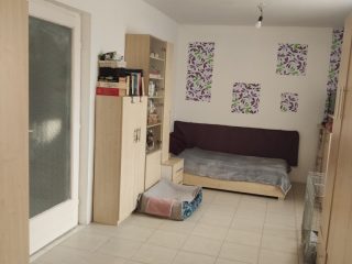 Eladó 164 m²-estársasházi lakás Szigethalom, Központ közeli utca: 79'500'000 Ft