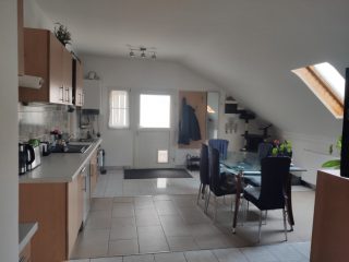 Eladó 164 m²-estársasházi lakás Szigethalom, Központ közeli utca: 79'500'000 Ft