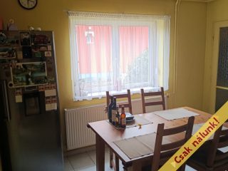 Eladó 113 m²-escsaládi ház Szigethalom (Városközpont) , József Attila közeli utca: 96'000'000 Ft