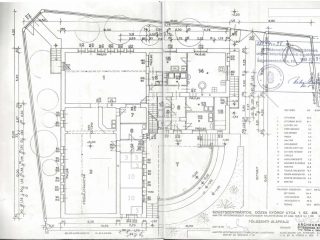 Eladó 820 m²-escsaládi ház Szigetszentmárton, Dózsa GyörgyFő út közeli utca: 120'000'000 Ft