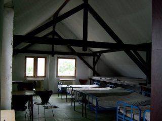 Eladó 820 m²-escsaládi ház Szigetszentmárton, Dózsa GyörgyFő út közeli utca: 120'000'000 Ft