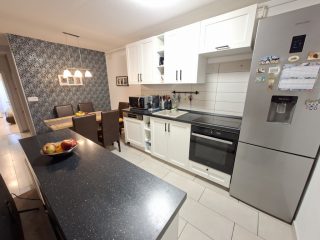Eladó 86 m²-estársasházi lakás Szigetszentmiklós, AKÁCFA körút: 82'900'000 Ft