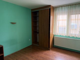 Eladó 200 m²-escsaládi ház Szigetszentmiklós, Ádám Jenő stny, közel utca: 118'900'000 Ft