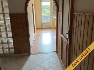 Eladó 61 m²-estársasházi lakás Szigetszentmiklós, Akácfa körút: 75'000'000 Ft